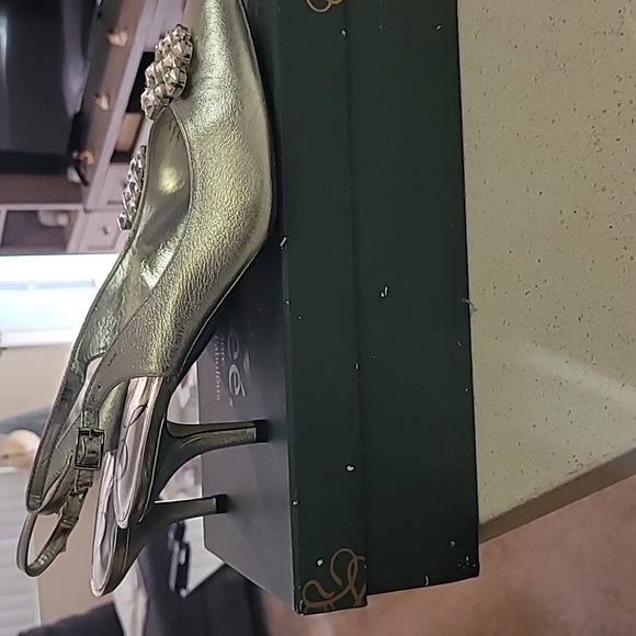 Silver Low Slingback Heels - Picture 2 of 4